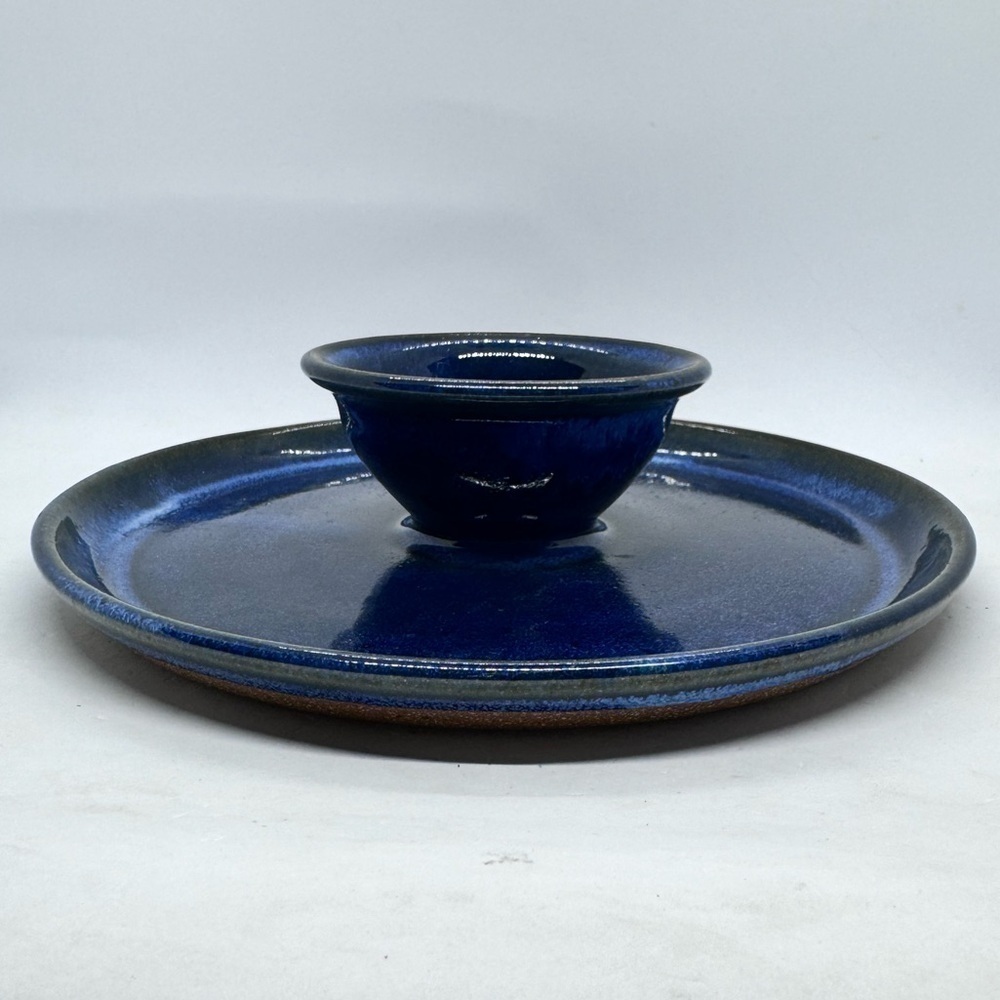 New Tom’s Thumb Pottery Blue Glazed One Piece Ceramic Chip & Dip Plate
